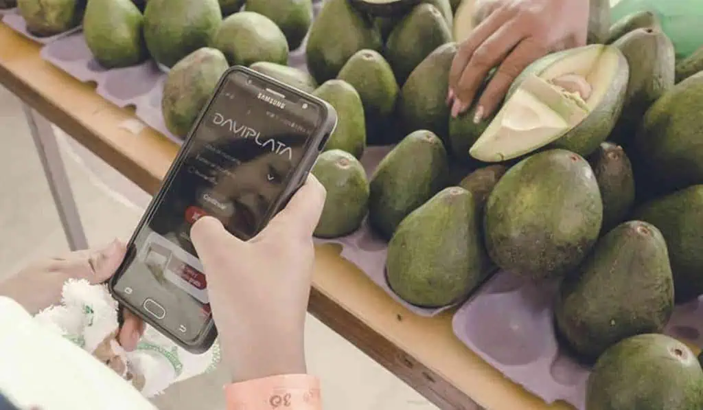 Nanocréditos, QR y más: DaviPlata ha llegado a 2 millones de comerciantes en Colombia y plazas de mercado Daviplata