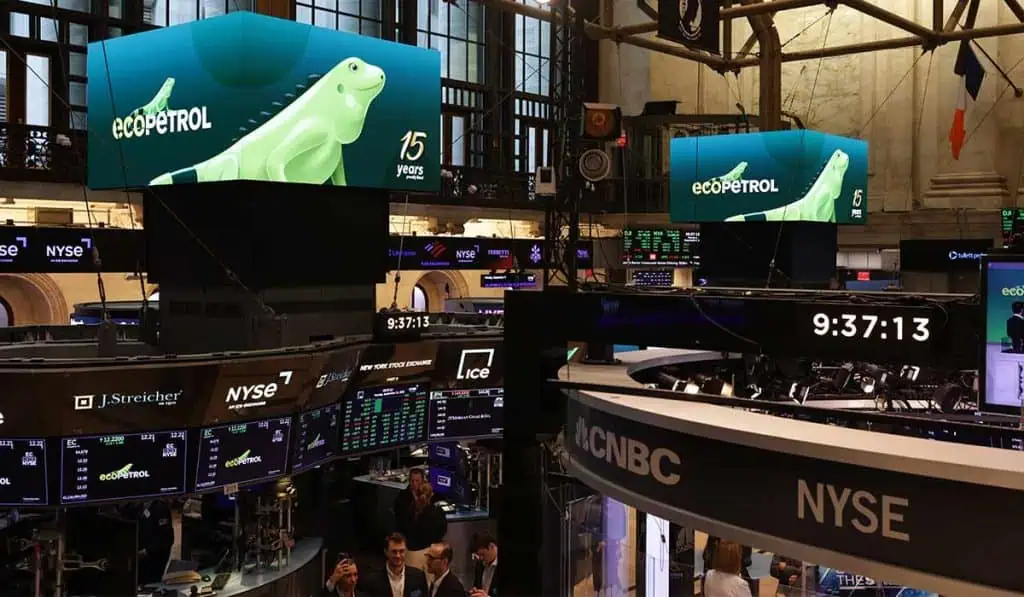 Más sombras para la acción de Ecopetrol: JPMorgan rebaja un 30 % su precio objetivo Logo de Ecopetrol en Bolsa de Nueva York