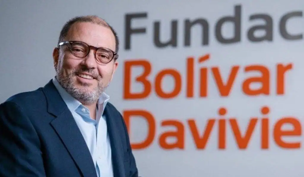 Emprende País, programa de Fundación Bolívar Davivienda, abre sus convocatorias 2024 sin costo Fernando Cortés, director ejecutivo de la Fundación Bolívar Davivienda. Foto: Davivienda.