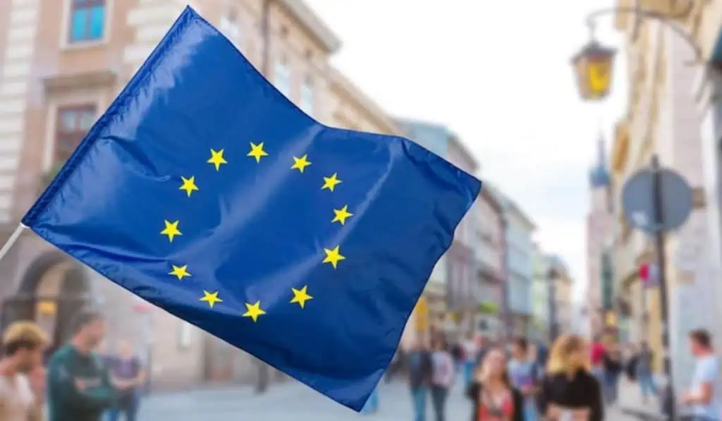 Este será el nuevo permiso para colombianos que viajarán a Europa desde 2024 zona euro