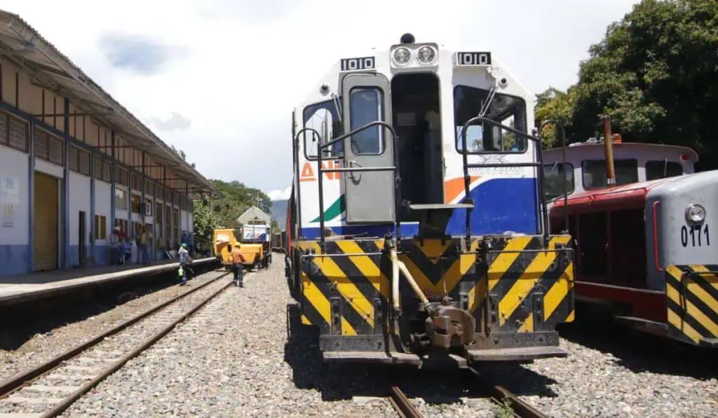 Aplazan licitación de primera gran concesión de un ferrocarril en Colombia Ferrocarril La Dorada Chiriguaná