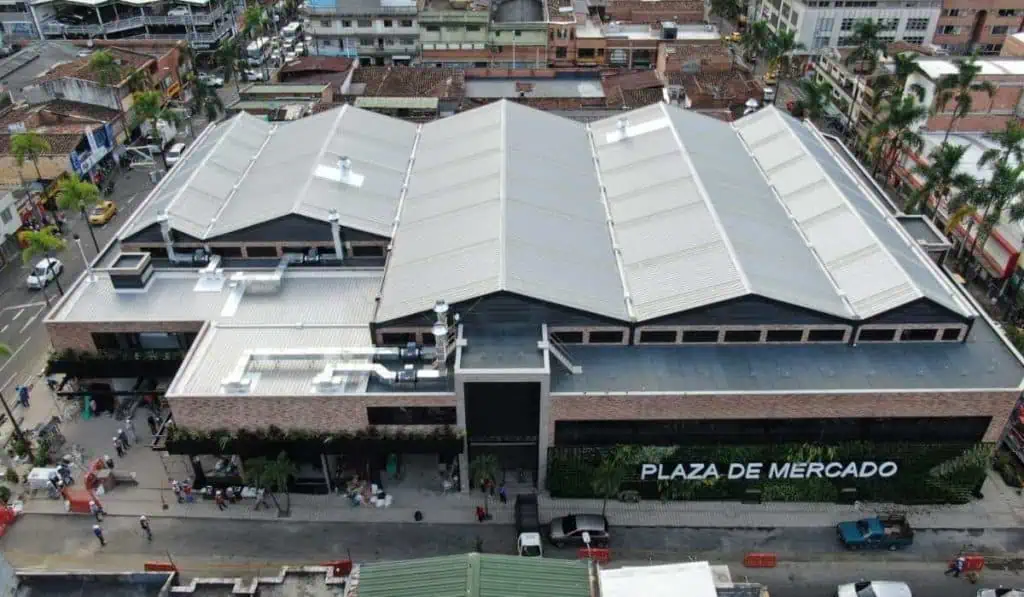 Nanocréditos, QR y más: DaviPlata ha llegado a 2 millones de comerciantes en Colombia y plazas de mercado Plaza de mercado Colombia