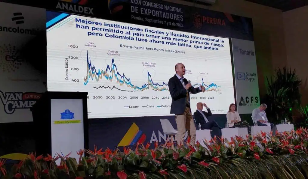 Expertos ponen la lupa sobre crecimiento, inflación y déficit en Colombia Congreso Analdex