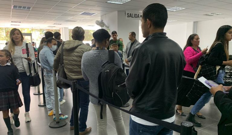 Precio del pasaporte en Colombia