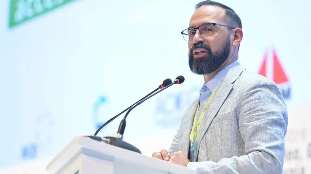 Ministro de Minas anuncia medidas para bajar tarifas de energía en el Caribe Ministro de Minas y Energía, Andrés Camacho.