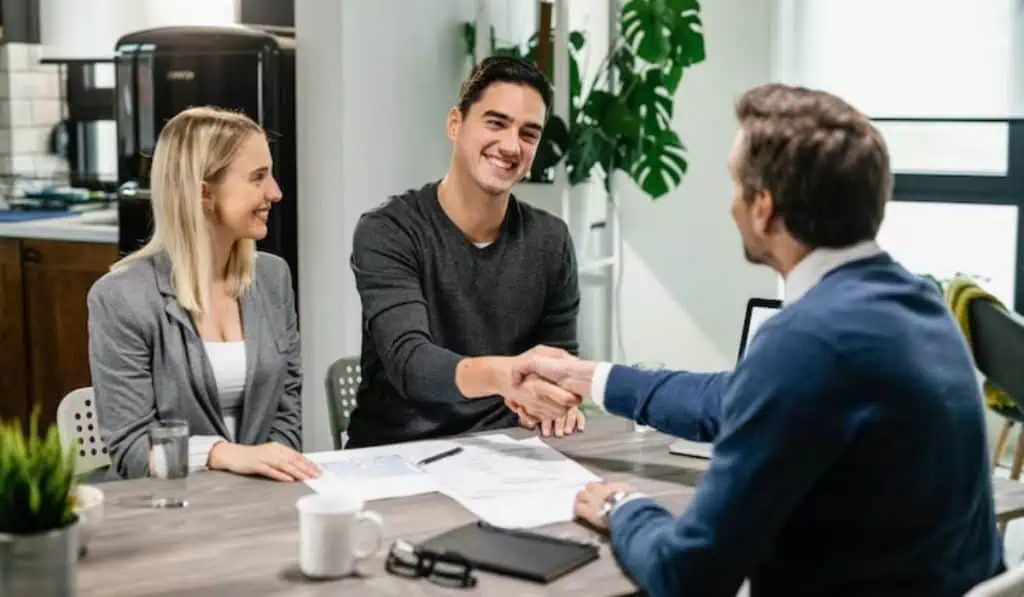 Aumentan solicitudes de créditos de bajo monto para impulsar emprendimientos en Colombia Crédito en Colombia