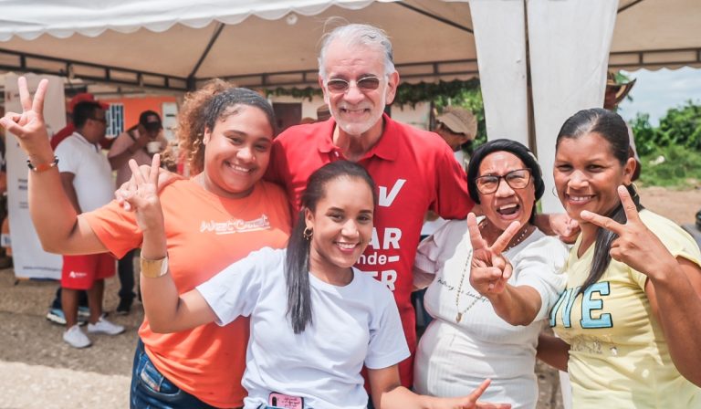 Eduardo Verano de la Rosa para su tercer mandato en el Atlántico
