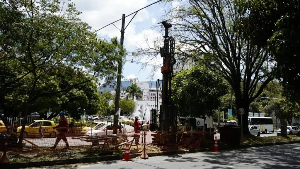 ‘Fico’ Gutiérrez dice que se “reconocerá valor justo” a propiedades en construcción del Metro de la 80 El Metro de la 80 de Medellín sus avances