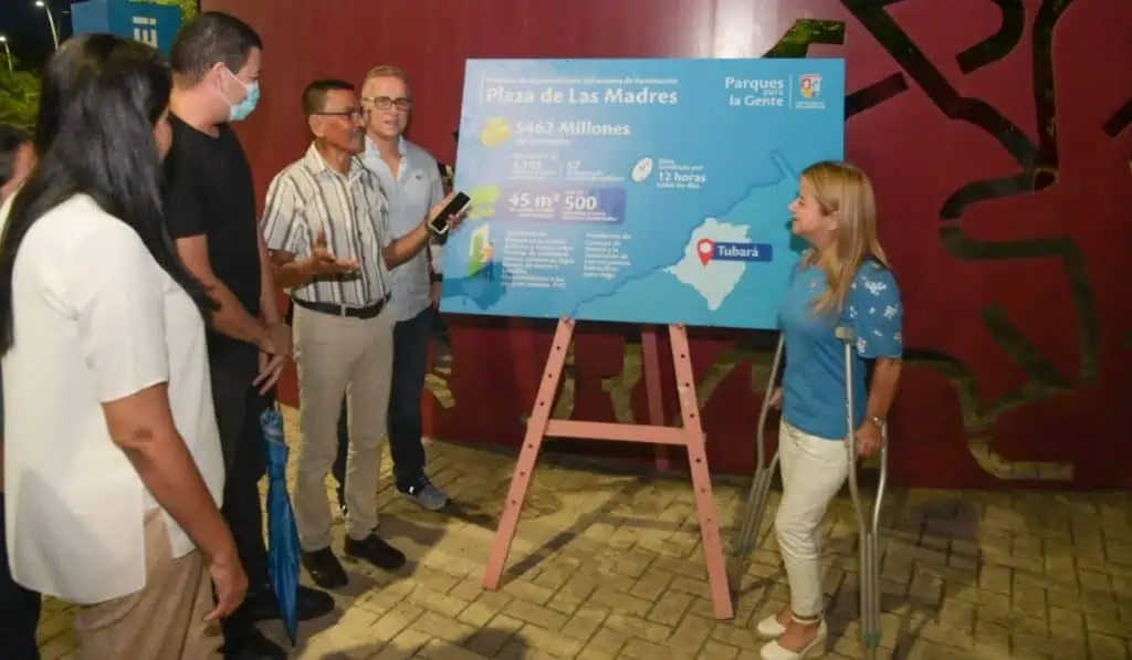 Gobernadora del Atlántico entregó nuevo alumbrado público en la Plaza de las Madres de Tubará Gobernadora del Atlántico entregó nuevo alumbrado público en la Plaza de las Madres de Tubará