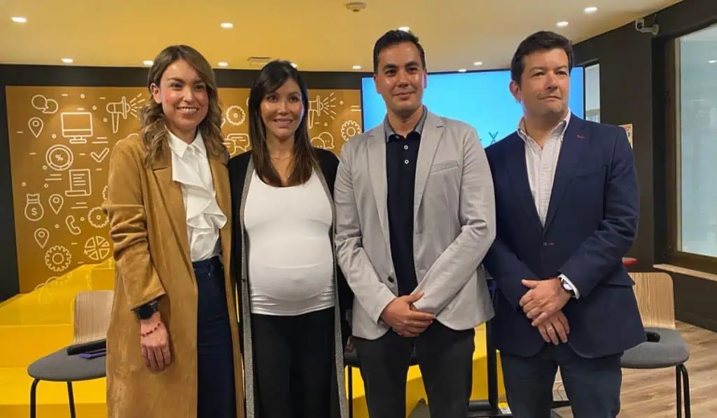 Banco de Bogotá, Google y Davinci anuncian programa de transformación en la nube para 8.000 empresas Lanzamiento de Go2Cloud: una alianza entre Banco de Bogotá, Davinci y Google Colombia.