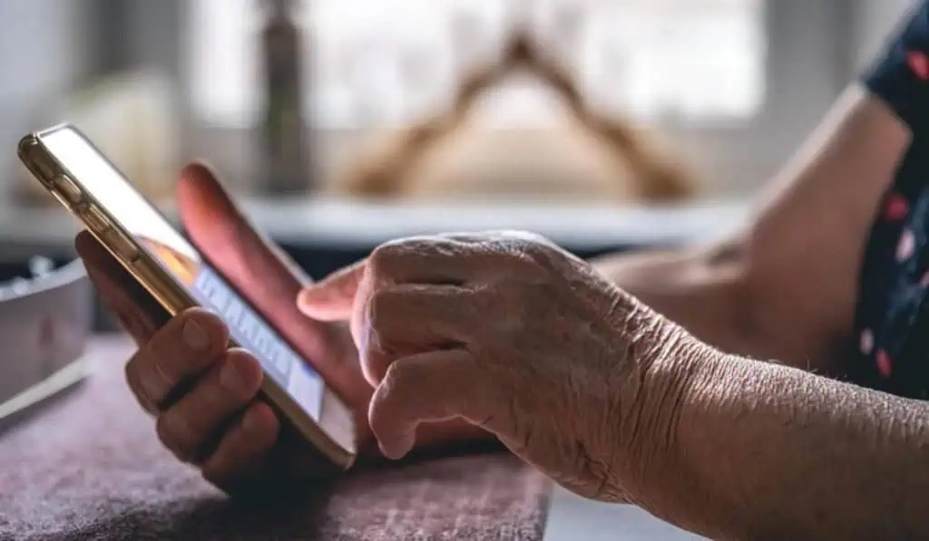 Aumentan solicitudes de pensión y retiro de cesantías en medios digitales en Colombia Porvenir pensión