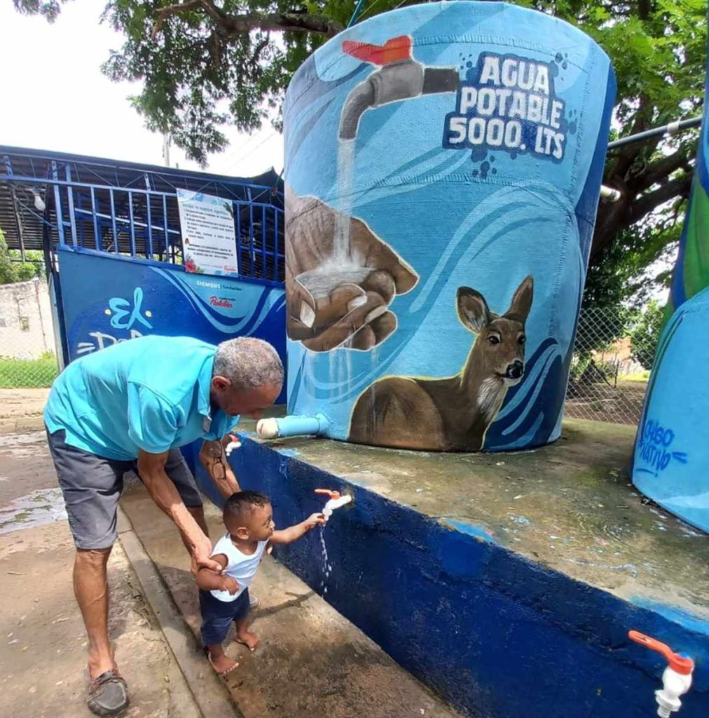 Administración responsable del agua con Postobón 