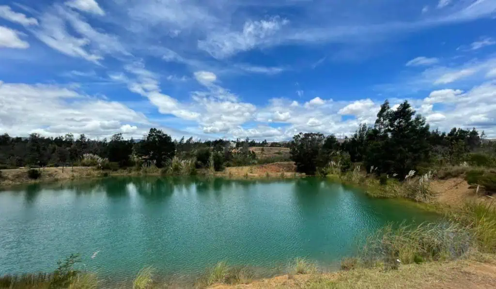 Los cinco pueblos más lindos de Colombia para visitar en octubre Así lucen los Pozos Azules de Villa de Leyva.