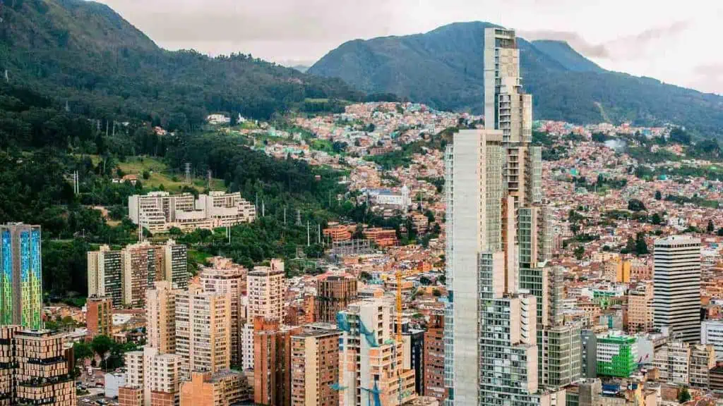 ¿Cómo le fue al PIB de Colombia en el tercer trimestre? Esto dicen los expertos PIB tercer trimestre 2023.
