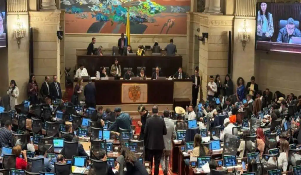Gobierno Petro dice que no apoyará escoger directores de hospitales a dedo con reforma a la salud Se reinicia el segundo debate de la reforma a la salud.