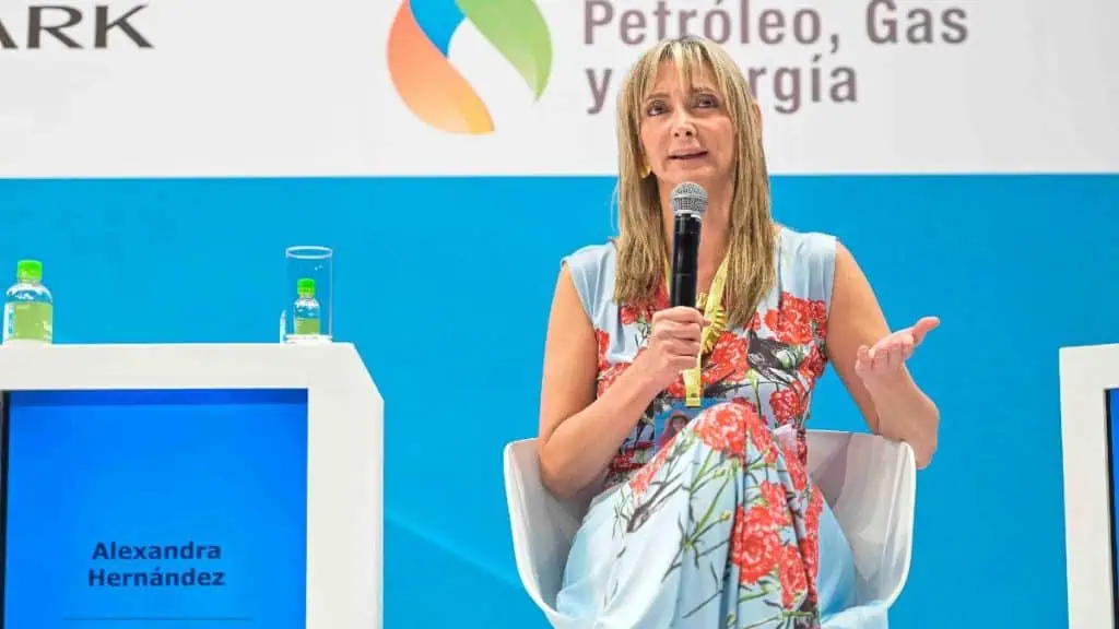 Con 70 nuevos proyectos, Colombia llegaría a 3 gigas de energía renovable en 2025 Alejandra Hernández habla de proyectos de energía en Colombia