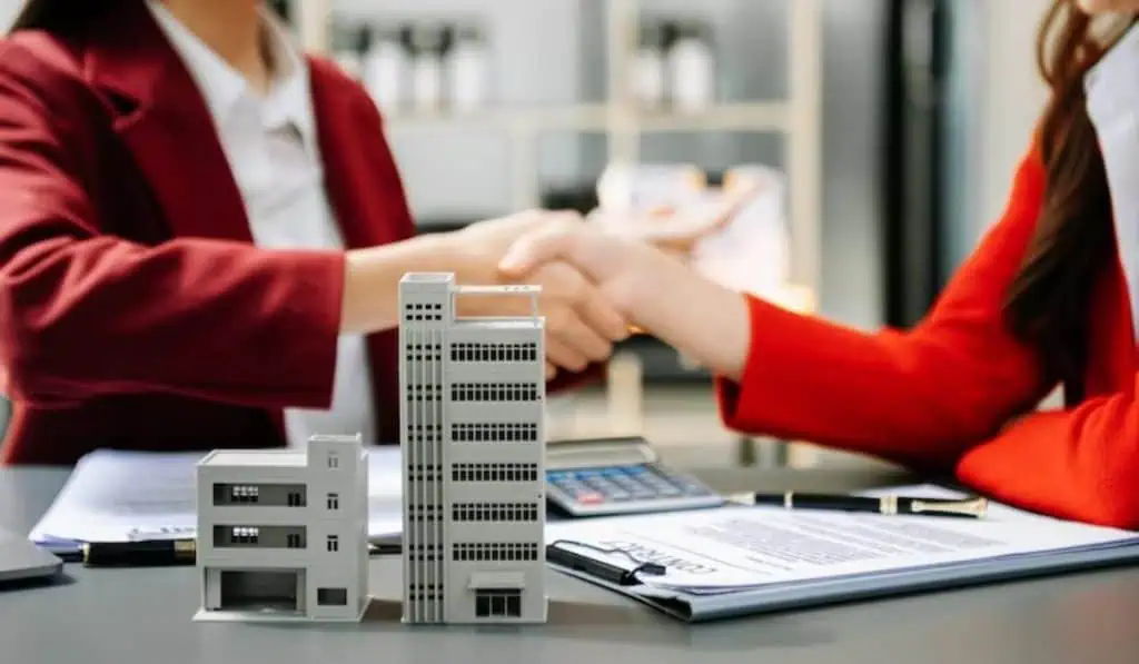 Macondo se une con BrickSave para crecer en mercado inmobiliario de Colombia y EE. UU. Macondo y BrickSave