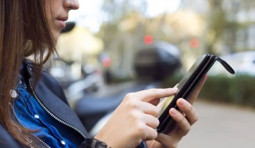 Mi Movilidad a un clic: así podrá consultar trámites de movilidad en Bogotá La razón por la que uno de cada tres colombianos deja trámites bancarios a la mitad