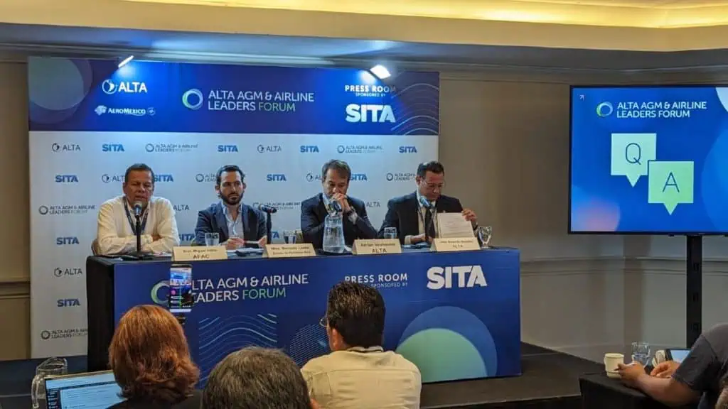 Inició nuevo foro de ALTA que reúne a más de 400 líderes de aerolíneas en México Foro ALTA