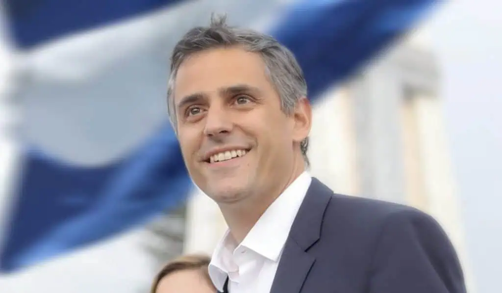 ¿Quiénes son los multimillonarios salvadoreños de Grupo Calleja que buscan quedarse con Éxito? Grupo Calleja