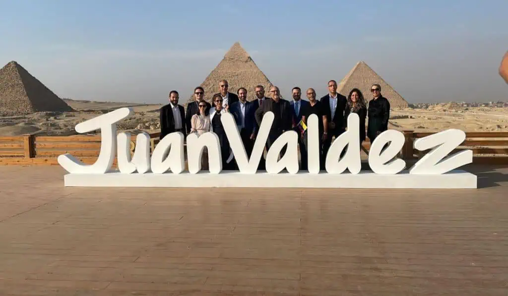 Juan Valdez abre su primera tienda en Egipto Juan Valdez en Egipto