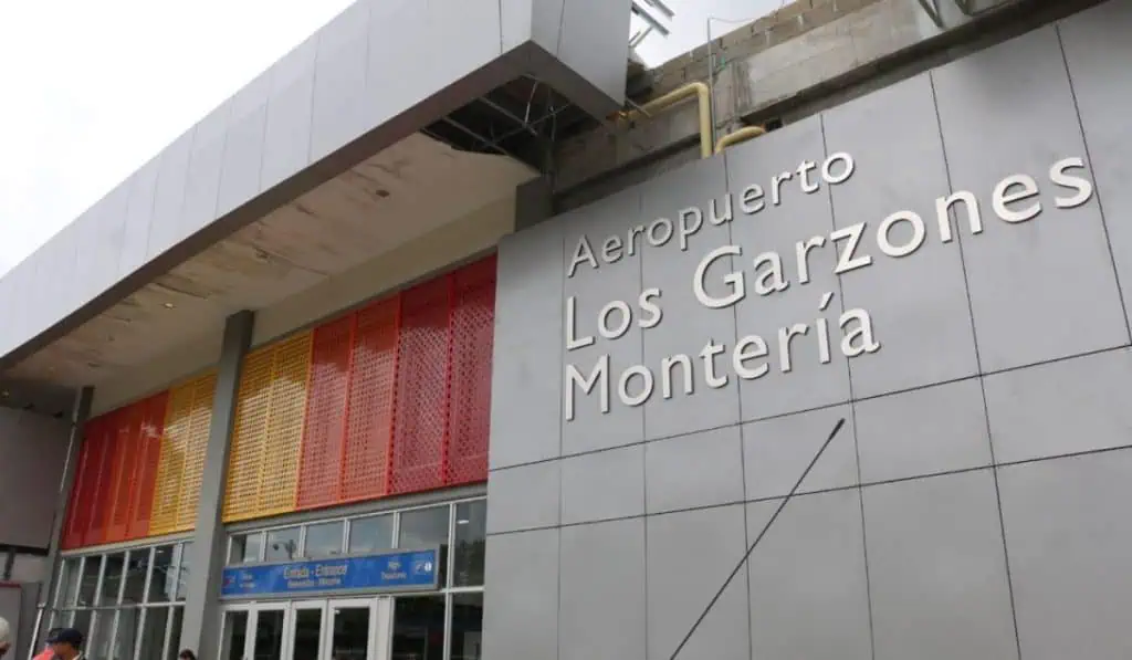 Las nuevas megaobras que se construirán en Medellín, Antioquia y Córdoba Aeropuerto Garzones de Montería
