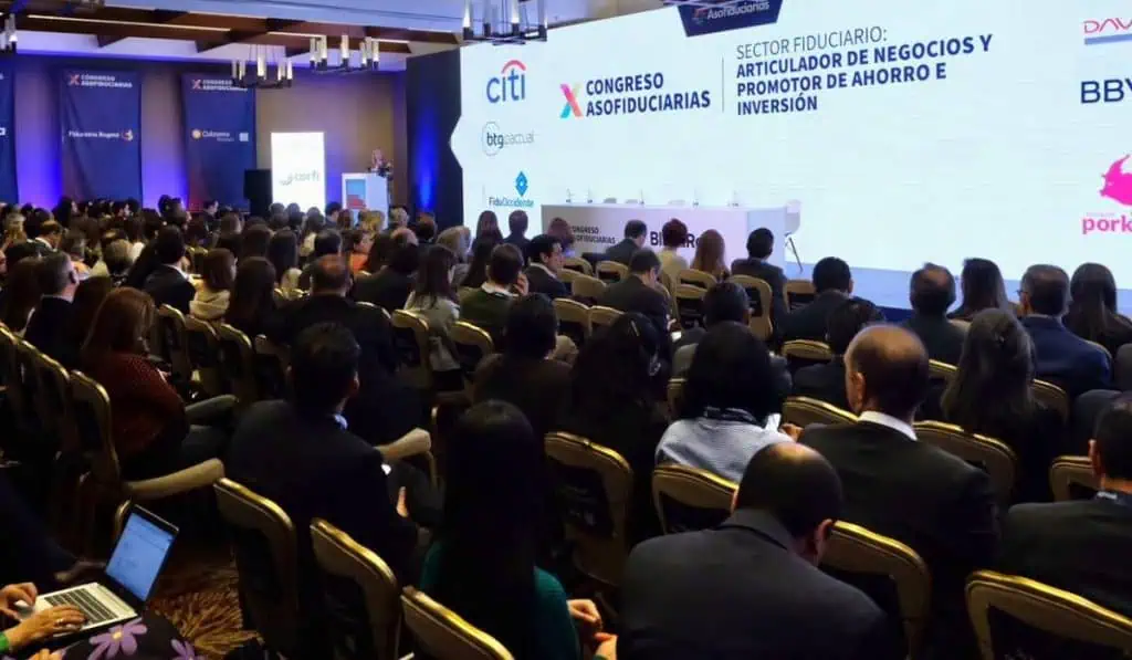 Activos administrados por fiduciarias en Colombia ascienden a $842 billones a septiembre Congreso de Asofiduciarias.