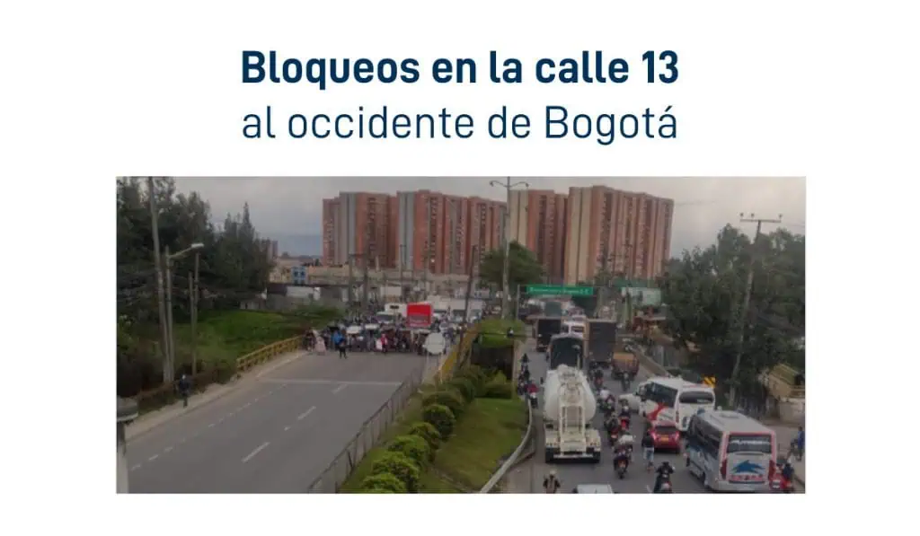 Calle 13 al occidente de Bogotá, bloqueada por manifestación de recicladores y mototaxistas Bloqueos en la Calle 13 al occidente de Bogotá. Foto: Tránsito Bogotá