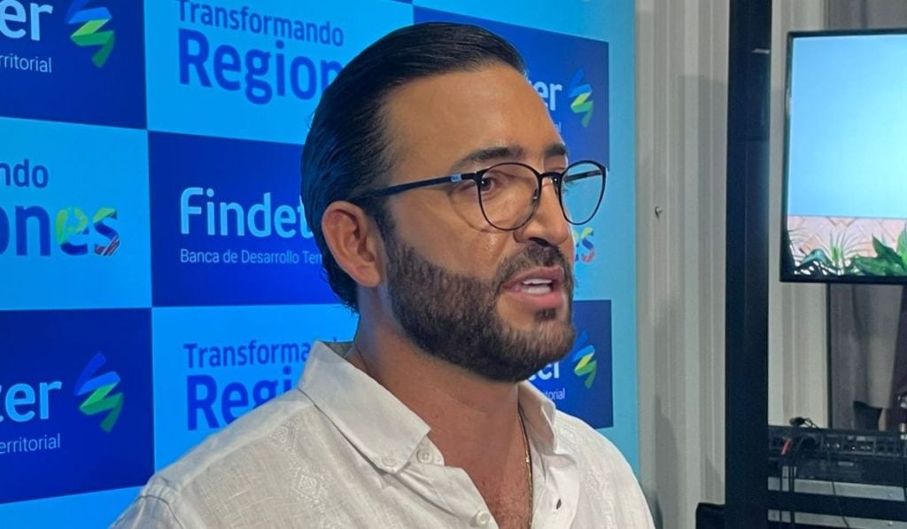 Esta semana se elegirá nuevo contralor: estos son los aspirantes que más suenan Carlos Mario Zuluaga, contralor general de Colombia, en evento de Findeter