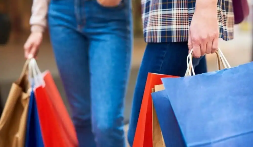 Consumo de hogares en Colombia completó un año caídas: Raddar Consumo de hogares en Colombia