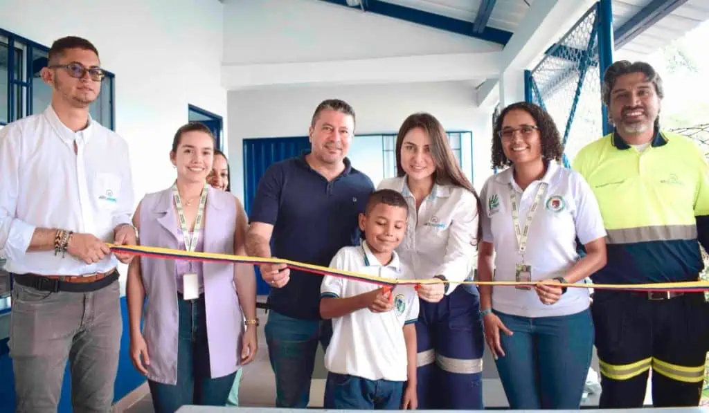 Aris Mining mejora la educación en Antioquia para 860 estudiantes Entrega oficial de adecuaciones para instituciones de Antioquia