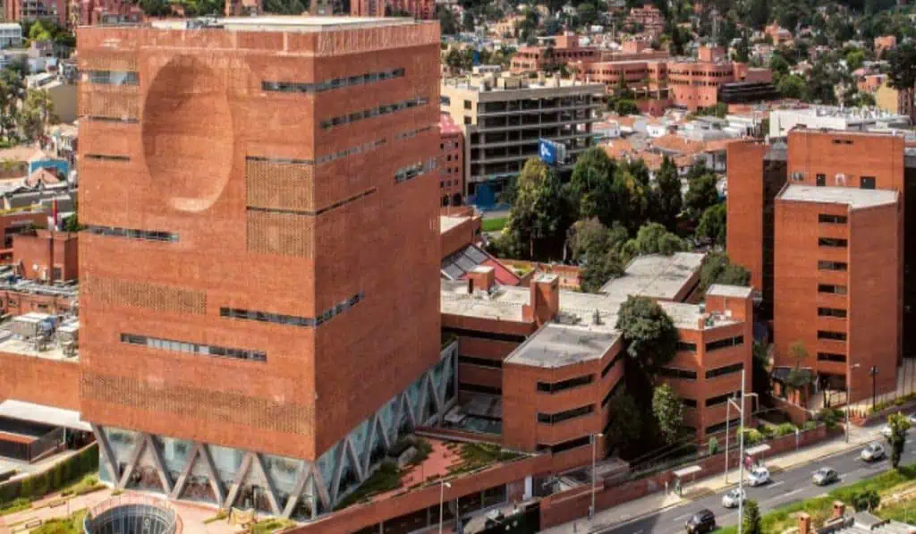 Colombia tiene 19 de las 39 mejores clínicas y hospitales de América Latina: nuevo ranking regional Fundación Santa Fe Bogotá