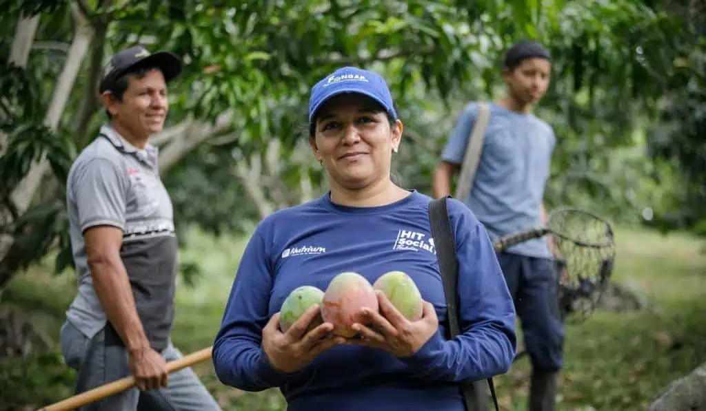 Postobón abre oportunidades en el campo para jóvenes productores con programa ‘Hit Social’ Postobón abre oportunidades en el campo para jóvenes productores con programa ‘Hit Social’