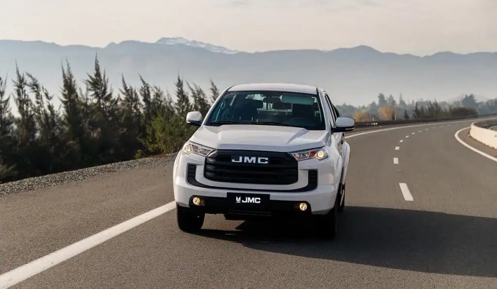 JMC presenta su nuevo portafolio de vehículos eléctricos en el Salón del Automóvil JMc Automóvil