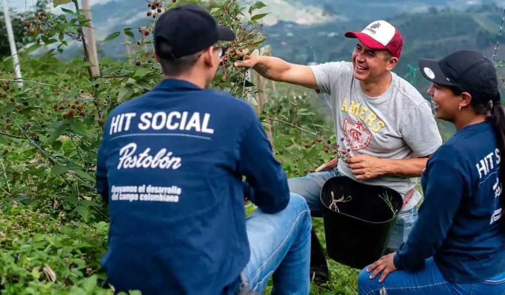 Postobón abre oportunidades en el campo para jóvenes productores con programa ‘Hit Social’ Jóvenes-Hit-Social