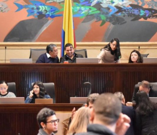 SE reanuda debate de la reforma a la salud.