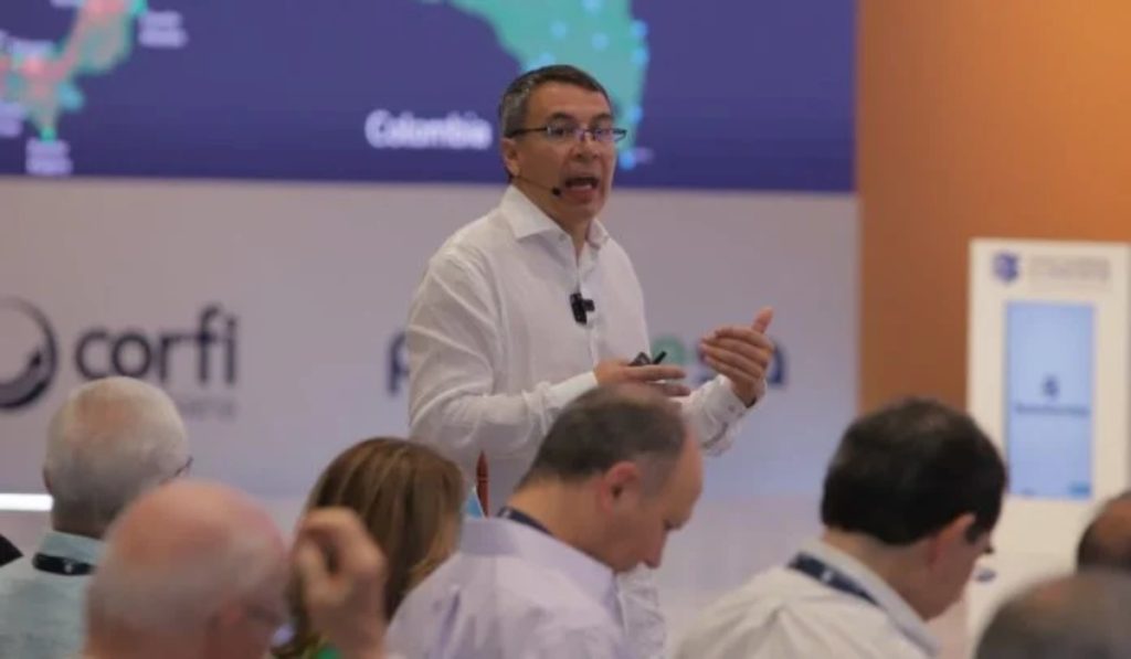 Presidente de protección revela perspectivas para 2024 y aumento en tarifas de peajes, entre lo más relevante del día en Valora Analitik Valora Analitik
