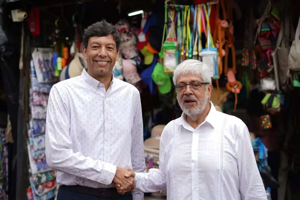 Daviplata se presentará a la convocatoria del DPS para la entrega de Renta Ciudadana Presidente de Davivienda Javier y ministro de Comercio German Umaña.