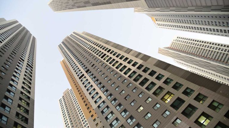 Confirman pago obligatorio por vivir en conjuntos residenciales en Colombia