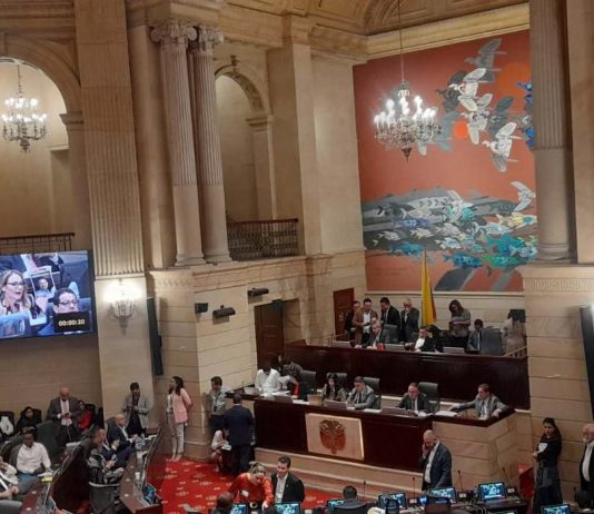 Reforma a la salud en Congreso.