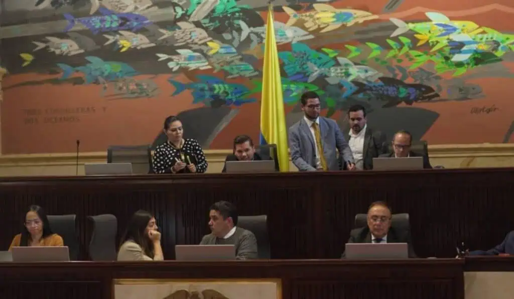 Petro y exministro Alejandro Gaviria vuelven a chocar por la reforma a la salud Reforma a la salud en segundo debate