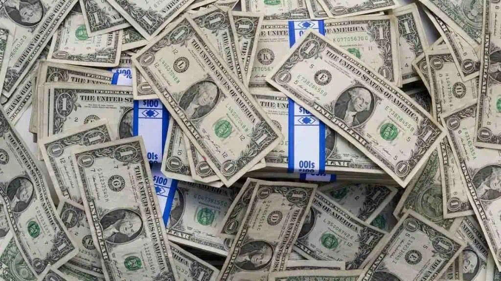 Fed espera reducir tasas de interés en 2024, aunque no hay fecha definida Dólar en Colombia