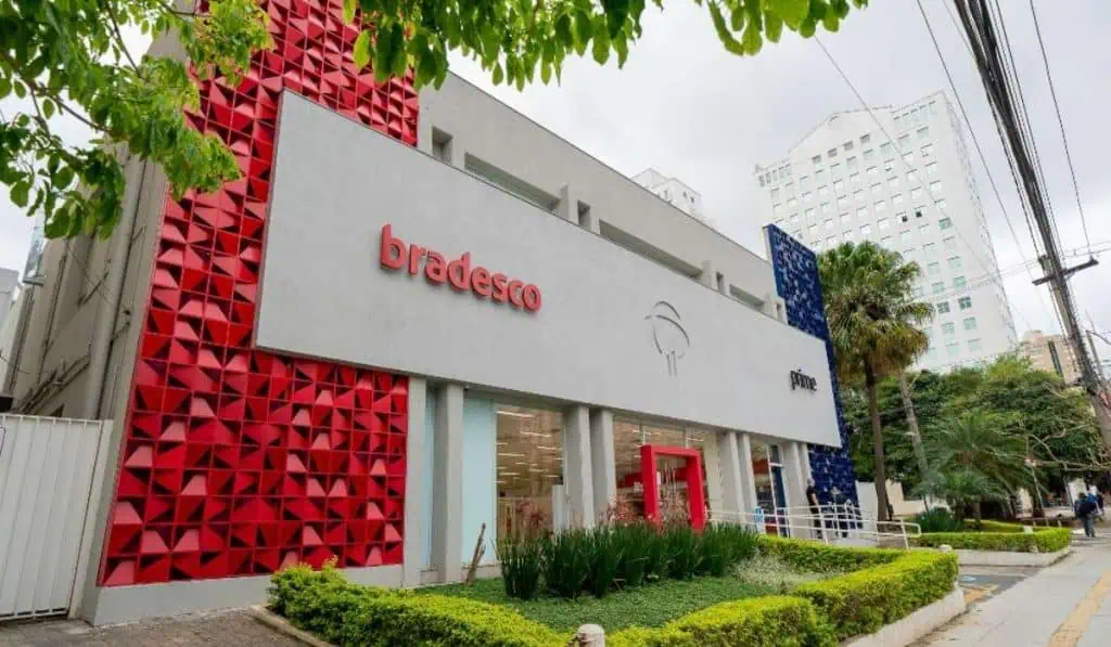 Banco Bradesco de Brasil suma seis renuncias tras salida de presidente y algunos hablan de ‘crisis’ Bradesco