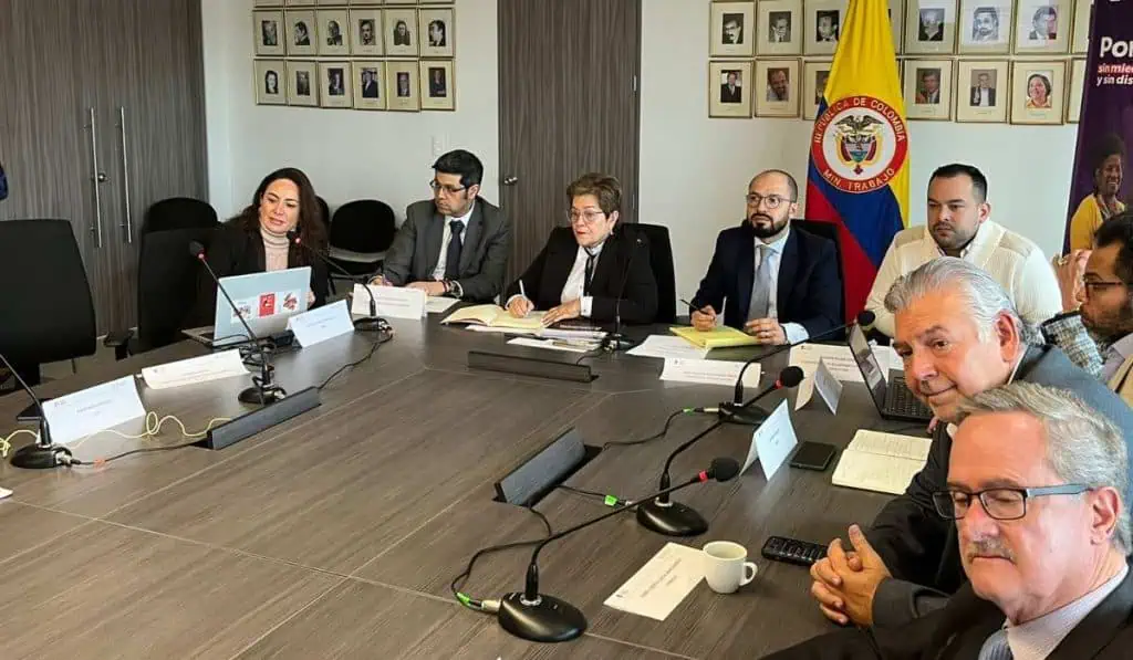 Arranca la discusión del salario mínimo en Colombia del 2025: Así llegan las propuestas salario mínimo de Colombia del 2025