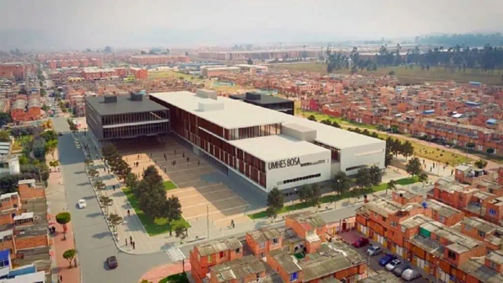 Así avanzan los hospitales por APP que se construirán en Bogotá Hospital de Bosa bajo el modelo APP