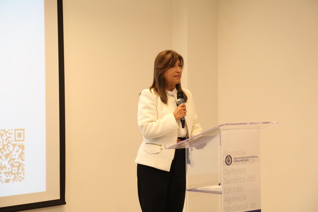 Renuncia directora de la Agencia de Defensa Jurídica del Estado