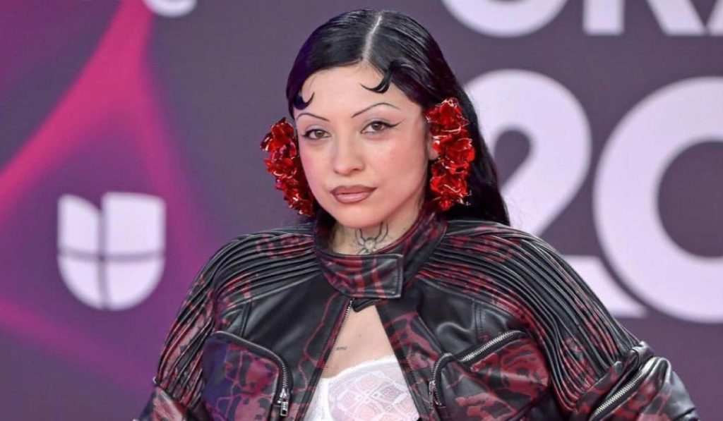 Mon Laferte volverá a Colombia en abril de 2024.