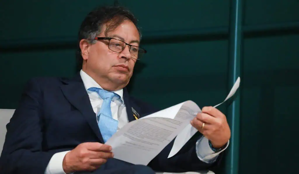 Petro logra importante mejora en sus niveles de aprobación, según Datexco Los dos viajes internacionales con los que Petro inicia este 2024