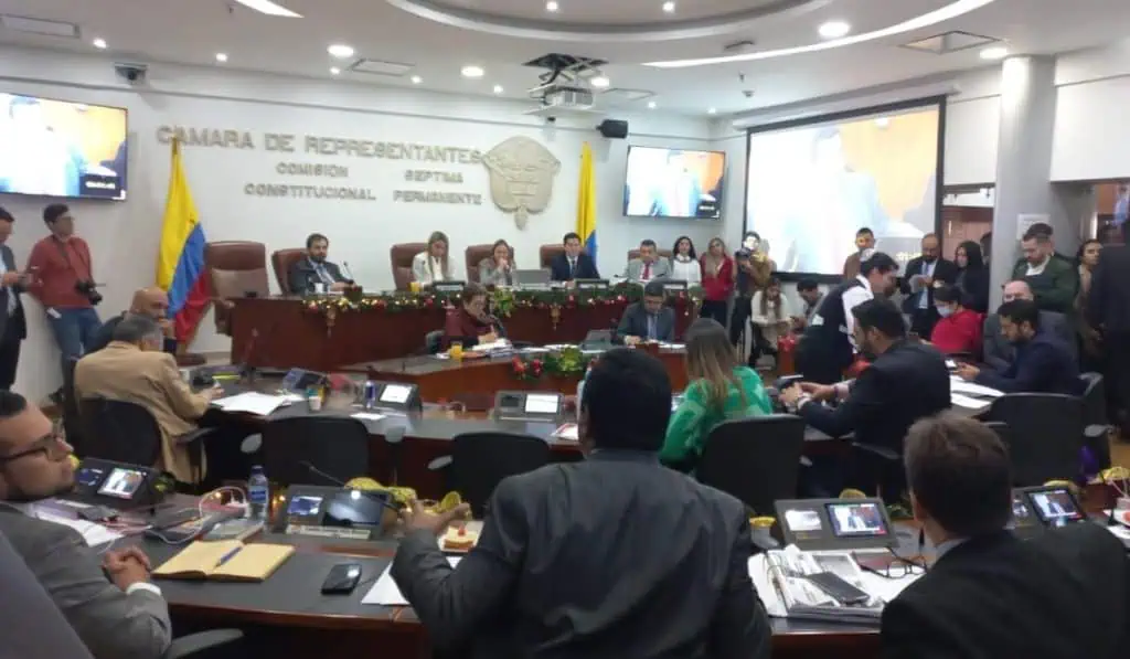 Reforma pensional de Petro vuelve al Congreso con tiempos apretados: ¿se sacrifica la laboral? Reforma laboral en la Comisión Séptima de la Cámara de Representantes.