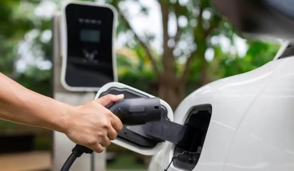 Trazan plan para tener más puntos de recarga de vehículos eléctricos en Colombia vehículos eléctricos en Colombia
